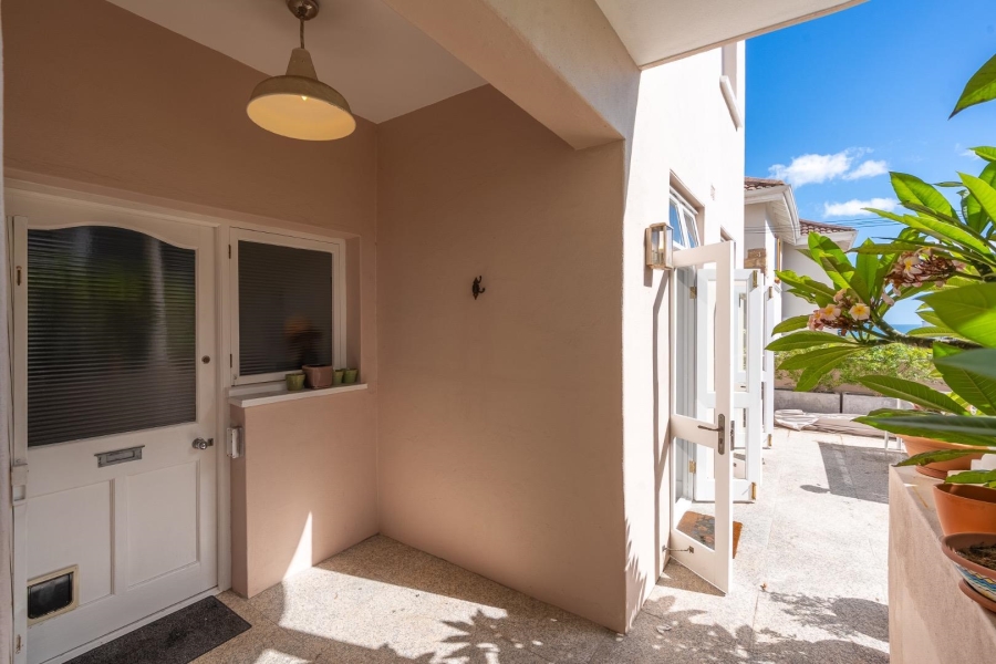 2 Bedroom Property for Sale in Bantry Bay Western Cape